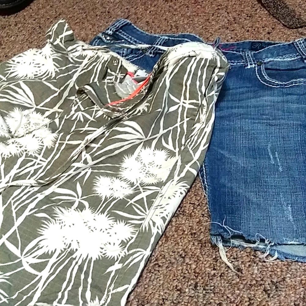 Skirt and shorts .29 jeans rock n roll.IZOD 6pet.size.summer.blue jeans.bamboo s